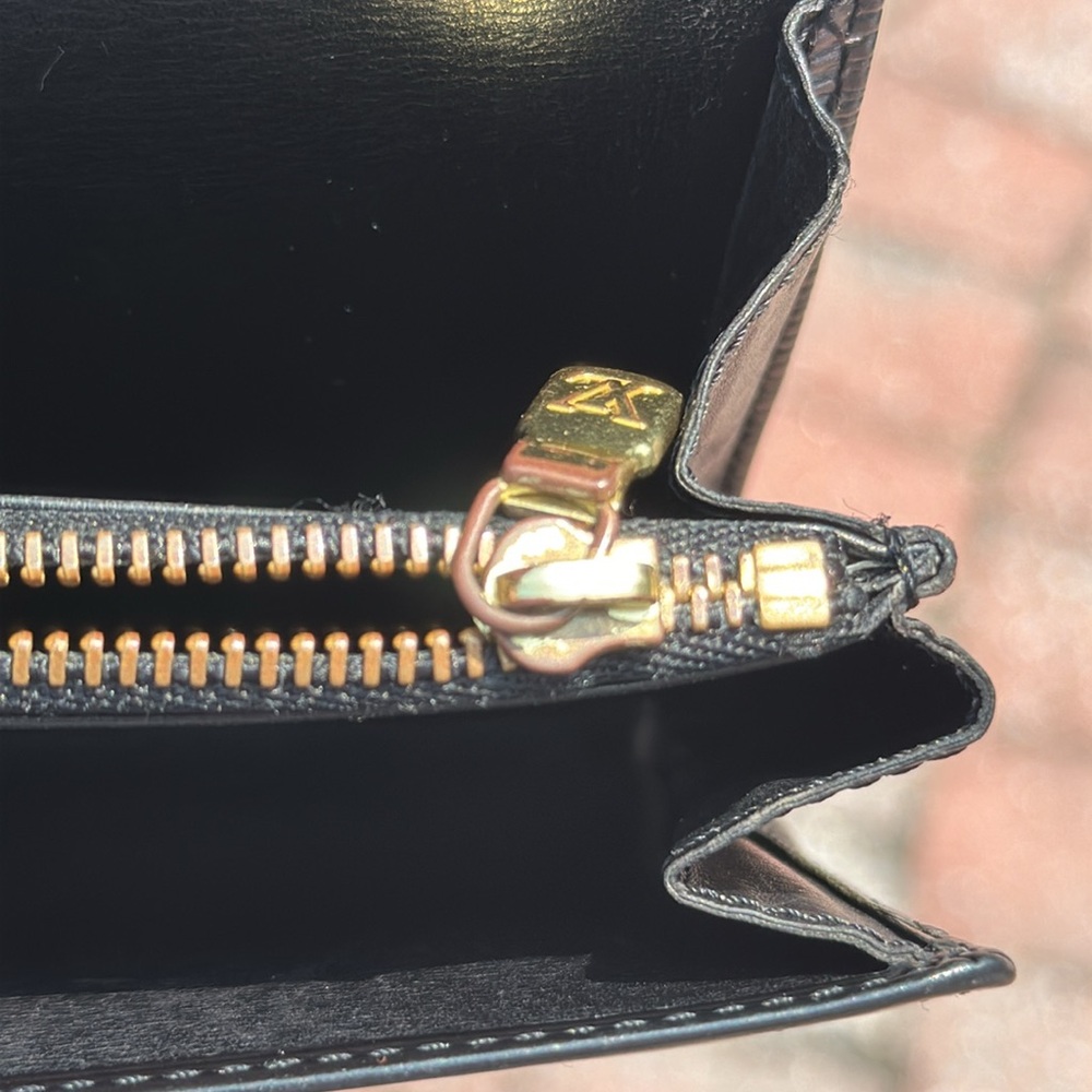 Vintage LV Black EPI Wallet - Picture 17 of 17